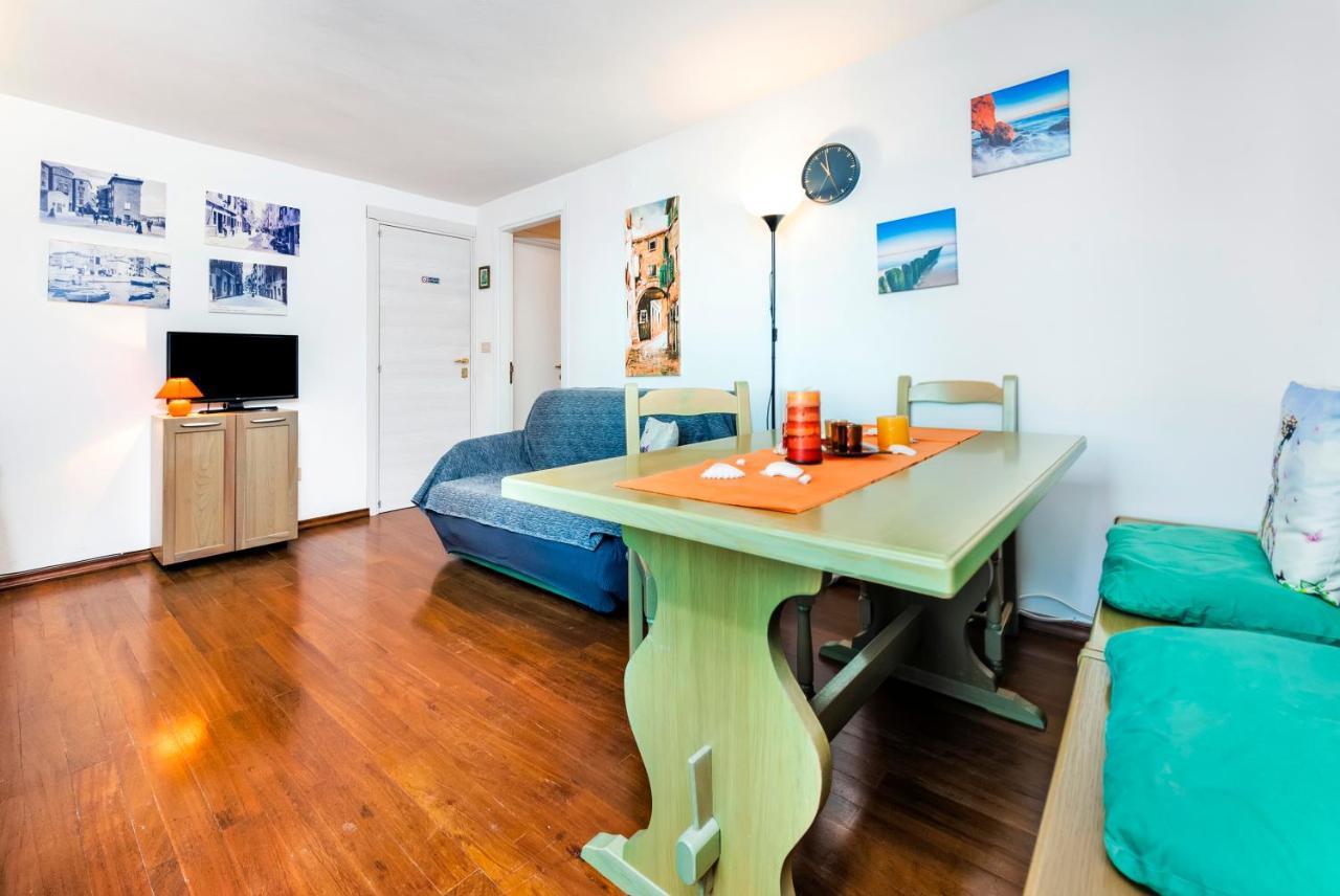 Havana - Apartment With Sea View Rovinj Ngoại thất bức ảnh